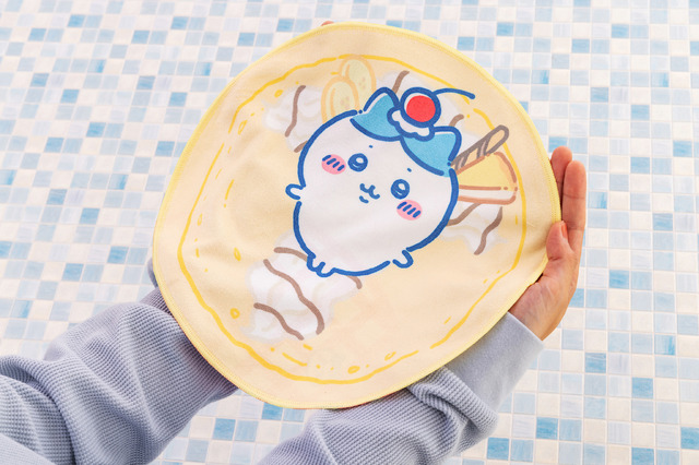 「ちいかわ クレープくじ」E賞「クレープみたいなタオル（全3種）」（C）nagano / chiikawa committee