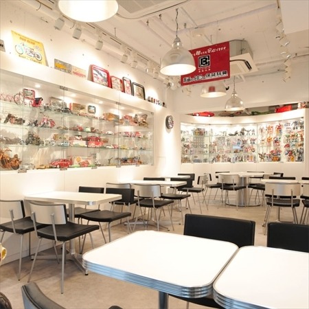 佐藤好春原画展開催　「シンドバッド 空とぶ姫と秘密の島」公開記念で仕事を一望