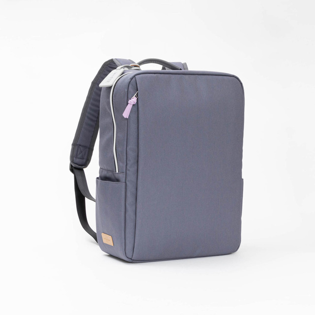 『モブサイコ100 III』コラボレーションアイテム 霊幻新隆 モデル バッグ（C）ONE・⼩学館／「モブサイコ100 III」製作委員会