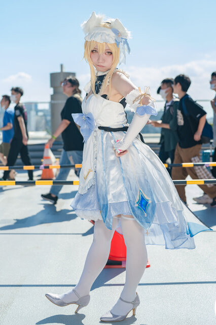 蛍『原神』／四四（@reeeeeuyou）