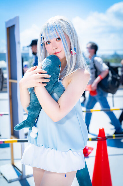 がうる・ぐら「ホロライブ」／枢木旭（@kamo_hashikamo）