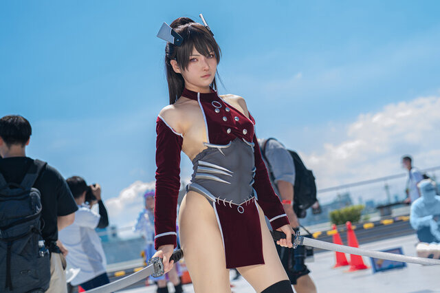 淡雪エリカ「2.5次元の誘惑」／あおい（@_aoi_oi）