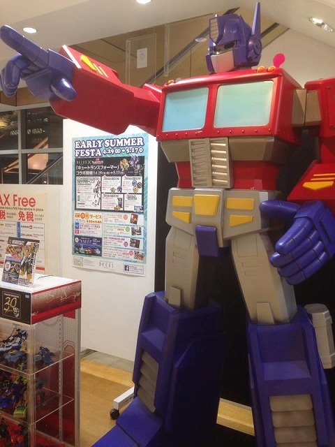 バンブルビー役木村良平も登壇、「キュートランスフォーマー」アドリブ裏話を披露