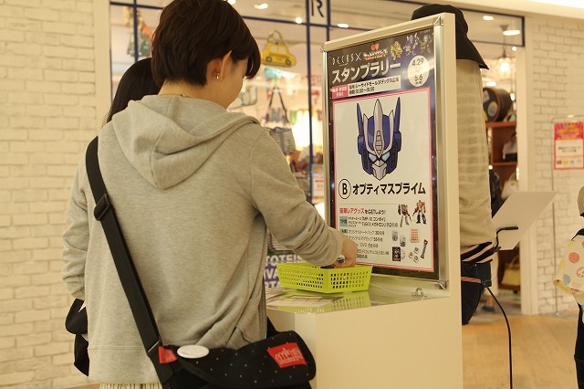 バンブルビー役木村良平も登壇、「キュートランスフォーマー」アドリブ裏話を披露