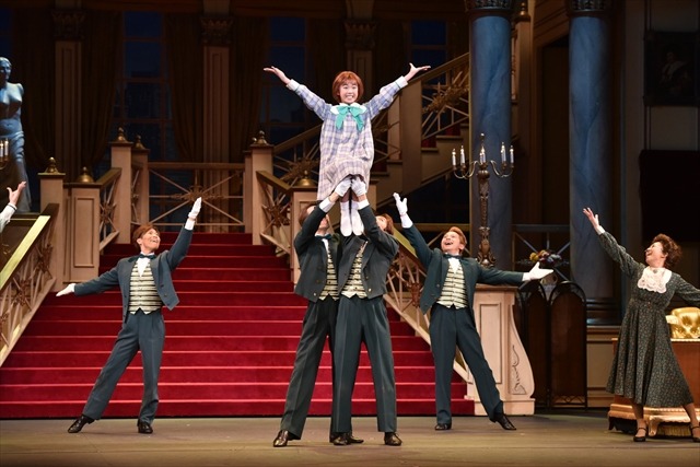 コミック連載開始から90年以上、とぎれることなく続く老舗ミュージカル「アニー」