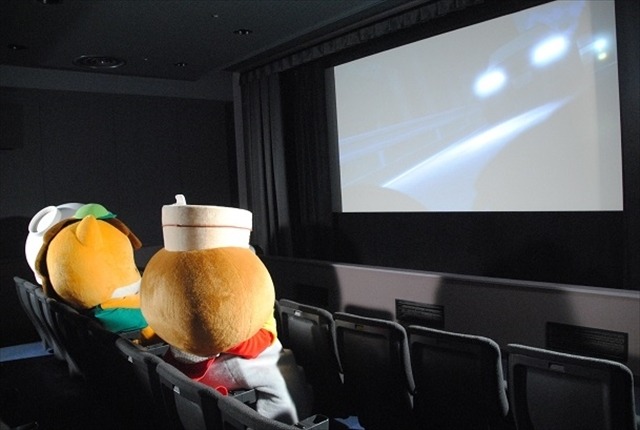 「新劇場版 頭文字D」でゆるキャラ限定試写会開催　ぐんまちゃん、さのまるなど10キャラ