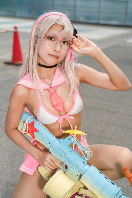 ネオン『勝利の女神:NIKKE』／音琴ひつじ（@negoto_meme）