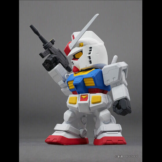 SDガンダム「RX-78-2 ガンダム」と「RX-77-2 ガンキャノン」がビッグサイズに！ソフビフィギュアが本日4日11時より予約受付開始