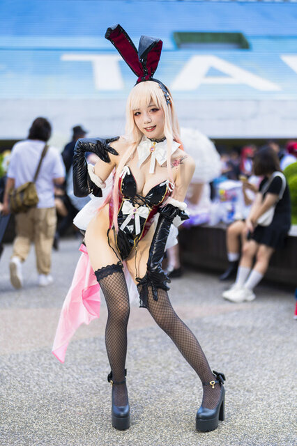 Meng Yang（Instagram：meng_yang810）