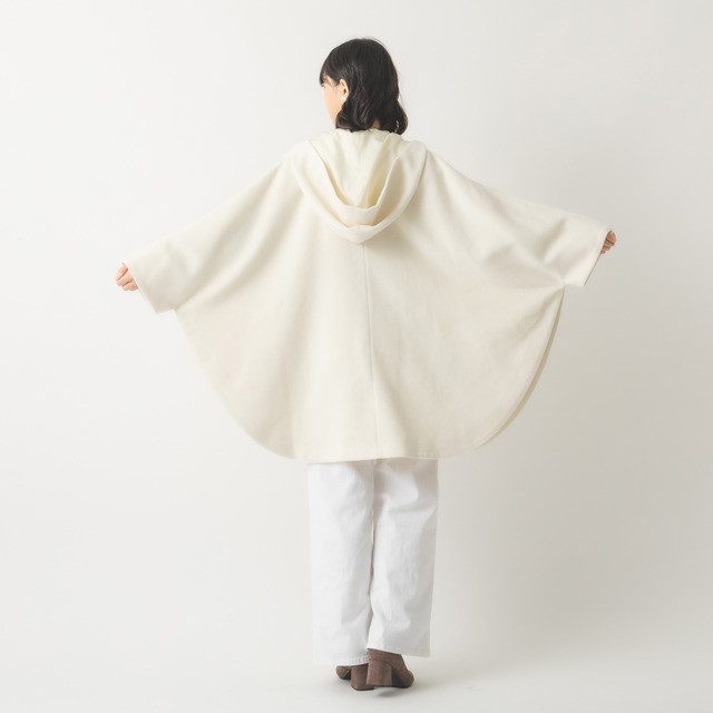 『刀剣乱舞ONLINE』コラボレーション　アウター鶴丸国永 モデル（C）2015 EXNOA LLC/NITRO PLUS