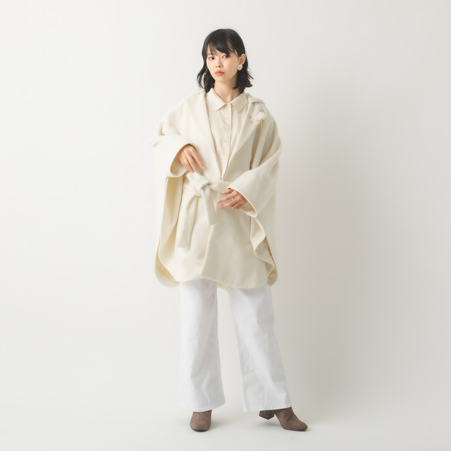 『刀剣乱舞ONLINE』コラボレーション　アウター鶴丸国永 モデル（C）2015 EXNOA LLC/NITRO PLUS