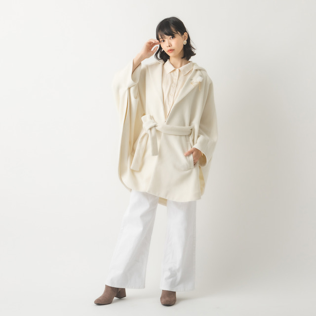 『刀剣乱舞ONLINE』コラボレーション　アウター鶴丸国永 モデル（C）2015 EXNOA LLC/NITRO PLUS