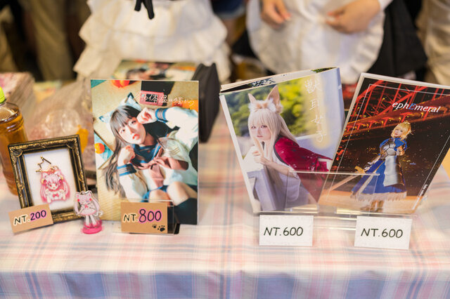 あまにさん、凸守たかねさんの合同サークル。新刊のテーマはケモ耳