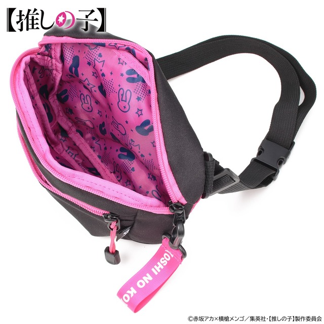 「【推しの子】OUTDOOR　PRODUCTSコラボレーション　サコッシュ」9,900円（税込／送料・手数料別途）（C）赤坂アカ×横槍メンゴ／集英社・【推しの子】製作委員会