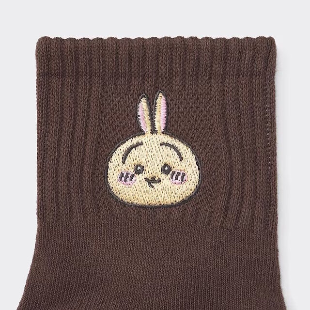 ちいかわ×GUコラボは、本日9月22日から発売！“ポシェットの鎧さんがファッションブランドを作ったら”をテーマに、ハンドメイド風グッズを展開