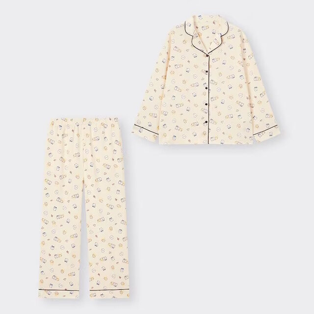 ちいかわ×GUコラボは、本日9月22日から発売！“ポシェットの鎧さんがファッションブランドを作ったら”をテーマに、ハンドメイド風グッズを展開