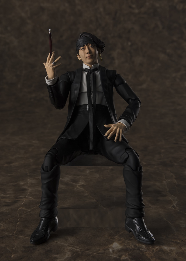 「S.H.Figuarts 岸辺露伴（映画『岸辺露伴 ルーヴルへ行く』）」9,900円（税込／送料・手数料別途）（C）2023「岸辺露伴 ルーヴルへ行く」製作委員会（C）LUCKY LAND COMMUNICATIONS / 集英社