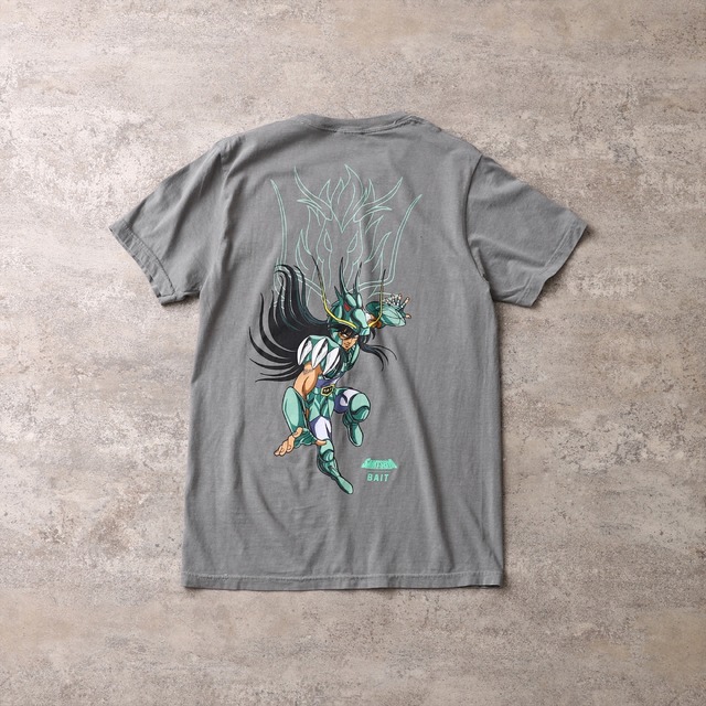 「SAINT SEIYA SHIRYU TEE」7,480円（税込）（C）Masami Kurumada, Toei Animation