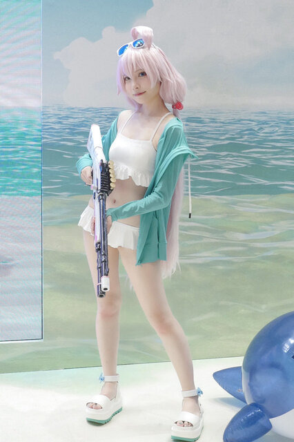 ホシノ（水着）『ブルーアーカイブ』／めでぃ（X：lv_moe）