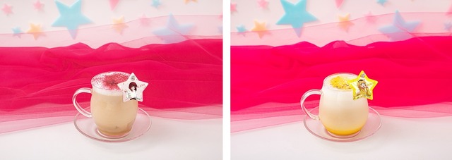 「【推しの子】カフェ～とびきりの秋～」有馬かなのアップルキャラメルホットティー・MEMちょのかぼちゃホットチャイミルクティー（C）赤坂アカ×横槍メンゴ／集英社・【推しの子】製作委員会