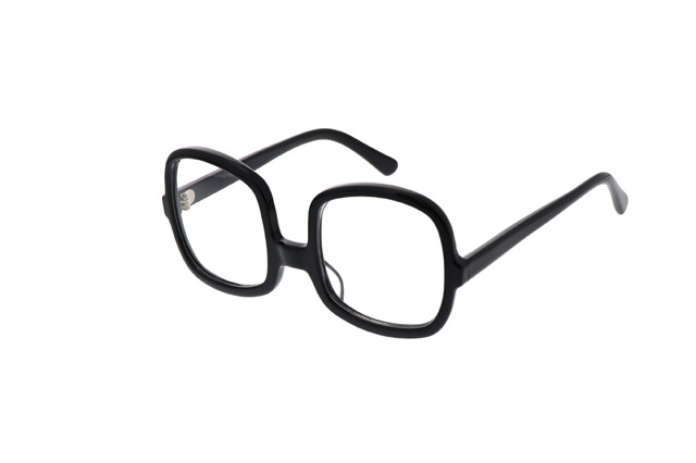 「コポリ 眼鏡」（C）1989 Eiko Kadono - Studio Ghibli