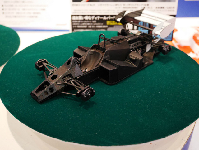 モノコックも良くできている。