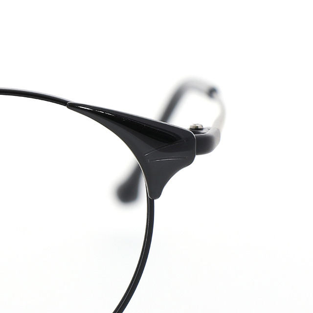 「魔女の宅急便×和真眼鏡」各19,800円（税込）（C）1989 Eiko Kadono - Studio Ghibli - N