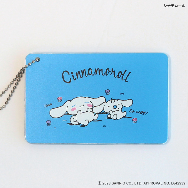 「スライドカードケース　サンリオキャラクターズ」1,540円（税込）（C）2023 SANRIO CO., LTD.