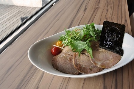 巨人との戦闘体験も　「進撃の巨人」と東京ジョイポリスのコラボイベント開催