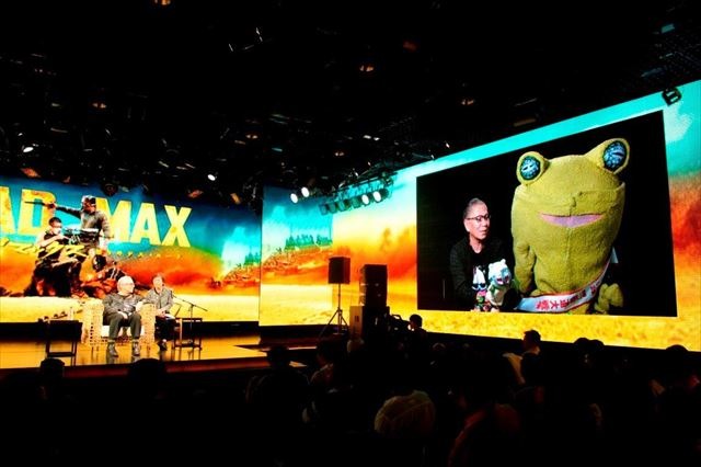 (C)2015 VILLAGE ROADSHOW FILMS (BVI) LIMITED