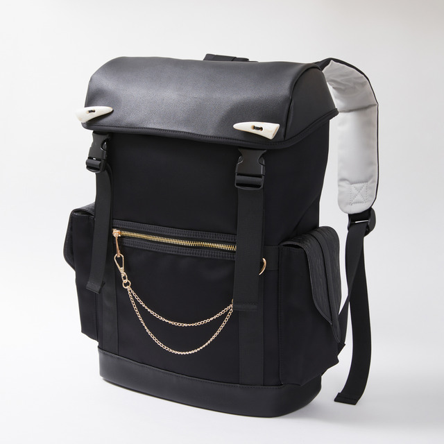 「アルベド モデル バックパック」22,000円（税込）（C）丸山くがね・KADOKAWA刊／オーバーロード4製作委員会