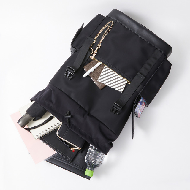 「アルベド モデル バックパック」22,000円（税込）（C）丸山くがね・KADOKAWA刊／オーバーロード4製作委員会