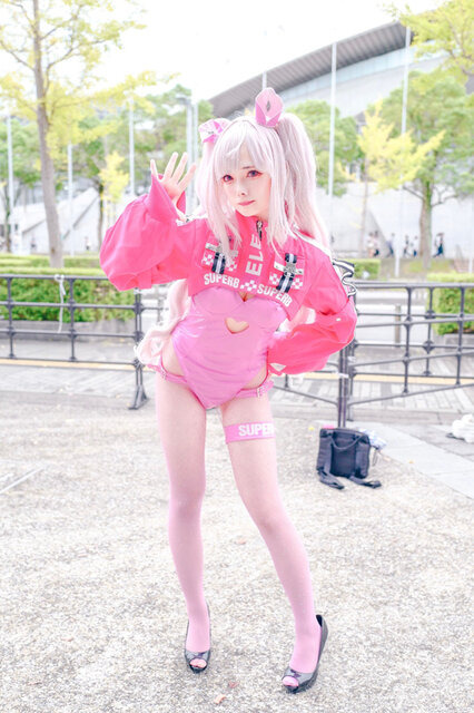 アリス（バニーver.）『勝利の女神:NIKKE』／兎丼どん（X：@udon_chan8）