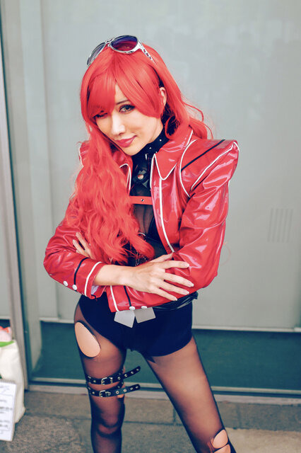 ボリューム『勝利の女神:NIKKE』／イケハタカオリ（X：@ikehata_kaori_2）