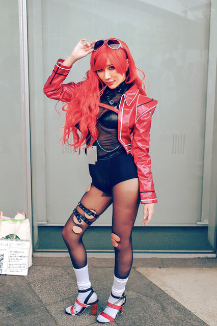 ボリューム『勝利の女神:NIKKE』／イケハタカオリ（X：@ikehata_kaori_2）