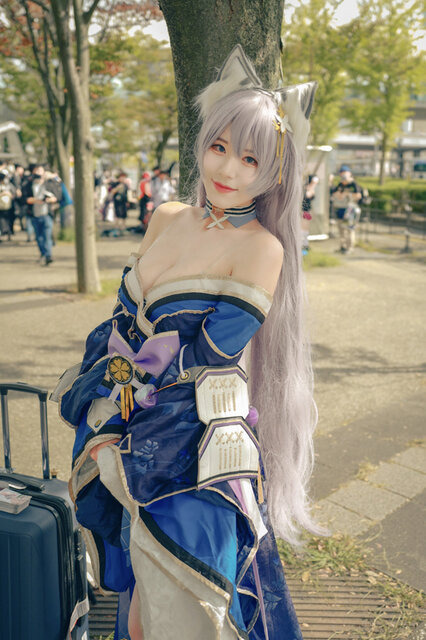 信濃『アズールレーン』／Nari（X：@nariddyang）