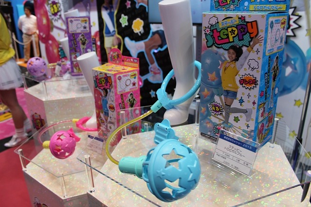 ベイブレード新作やスターウォーズ　タカラトミーブース@東京おもちゃショー2015