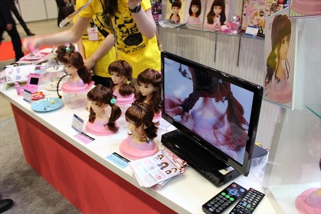 「妖怪ウォッチ」から手作りラーメンまで、メガハウスブース@東京おもちゃショー2015