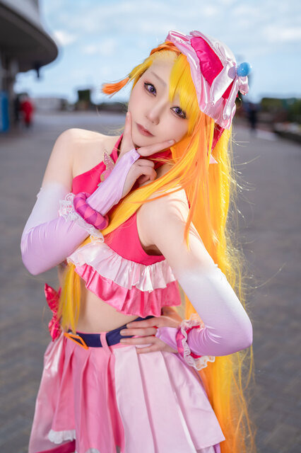 キュアバタフライ「ひろがるスカイ!プリキュア」／愛真（@emacoscos_17）