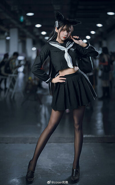 愛宕『アズールレーン』／伏雅（Weibo：@coser伏雅）