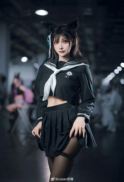 愛宕『アズールレーン』／伏雅（Weibo：@coser伏雅）