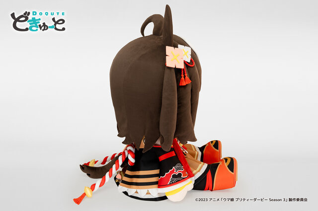 で、デカすぎる！『ウマ娘』キタサンブラック、サトノダイヤモンドが「約100cm超えの超特大ぬいぐるみ」になって登場