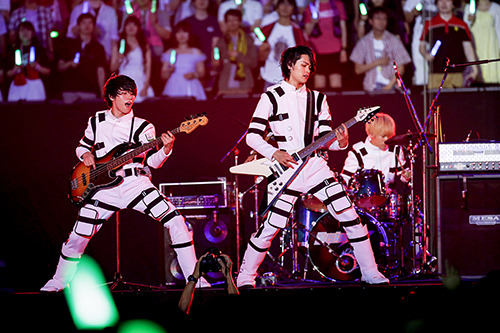 「KING SUPER LIVE 2015」2日間で5万人以上が熱狂 林原めぐみや水樹奈々らが出演