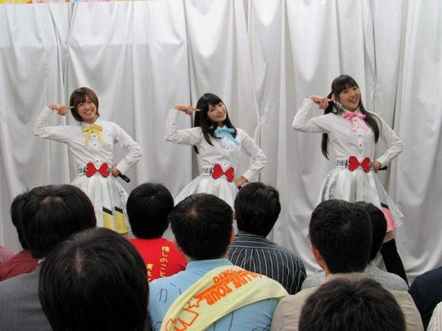 イヤホンズ イベント（C）あさのますみ・畑健二郎/イヤホンズ応援団