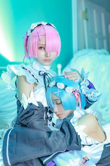 『Re:ゼロから始める異世界生活』レム：つばさび（X：@tsubasabi）、ラム：ひな（X： @Rinda_Hina_）／撮影：るー（X：@gurugurulu）