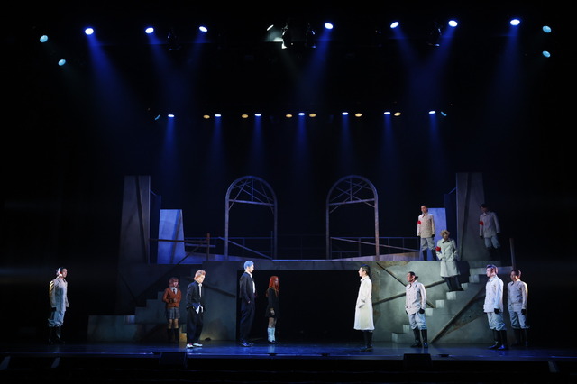 『舞台「東京リベンジャーズ」－聖夜決戦編－』舞台写真（C）和久井健・講談社／舞台「東京リベンジャーズ」製作委員会