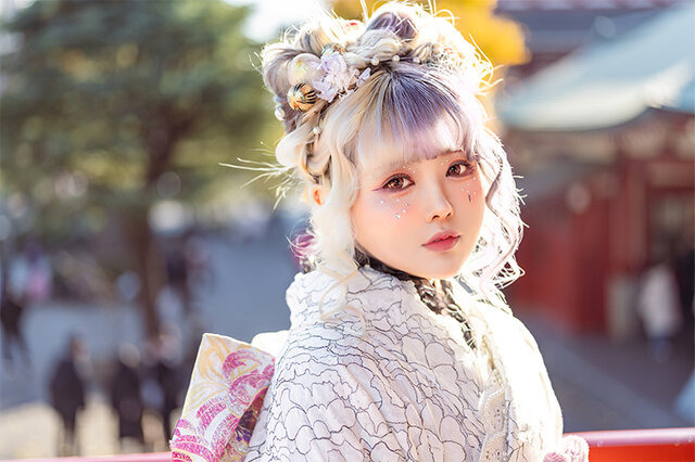 あまに（X：@kujoamani）／ヘアメイク：Miyako 霊子（X：@miyako_cheng）