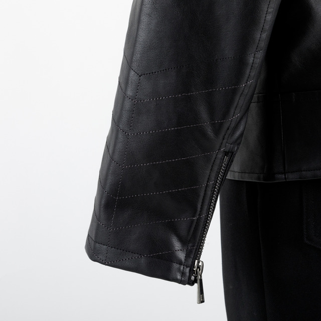 TVアニメ『ベルセルク』ガッツ 狂戦士の甲冑 モデル アウター（C）三浦建太郎（スタジオ我画）・白泉社／ベルセルク製作委員会