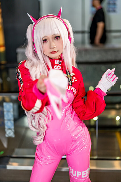 アリス『勝利の女神:NIKKE』／夜明け（Instagram：yoake_sannn）