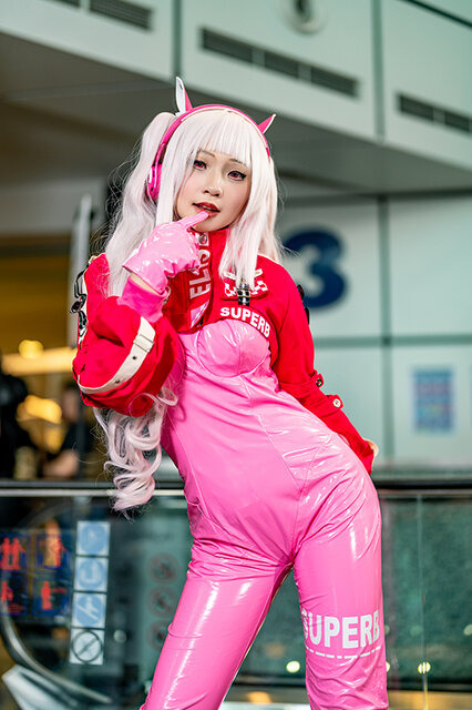 アリス『勝利の女神:NIKKE』／夜明け（Instagram：yoake_sannn）